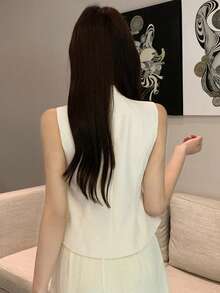 DAZY 女款純色修身領口無袖優雅夏季薄款背心外套，適合度假與校園穿搭 - 白色 - 查看 2