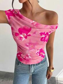 Firerie Áo croptop nữ bất đối xứng xếp ly - Màu Hồng Tươi - Xem 7