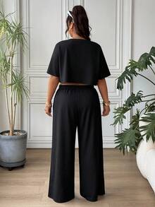 SHEIN EZwear 大码夏季简约纯色纹理圆领短袖上衣和裤子两件套 - 黑色 - 查看 4