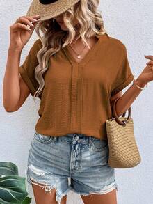 SHEIN Holidaya 新品歐美時尚領口設計修身短袖女款襯衫，女士春/夏上衣，短袖上衣，春季穿搭，夏季穿著，度假，外出，Y2K，春季，夏季，返校，休閒，海灘，商務，百搭，性感，女款棕色襯衫 - 摩卡棕 - 查看 6