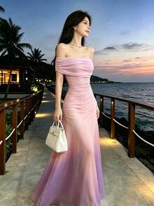 Modelyn Đầm maxi trễ vai xếp ly in họa tiết ombre, đầm dài trễ vai thắt eo dáng đuôi cá cho nữ, đầm maxi chiffon họa tiết ombre, phong cách nghỉ hè. - Nhiều màu - Xem 5