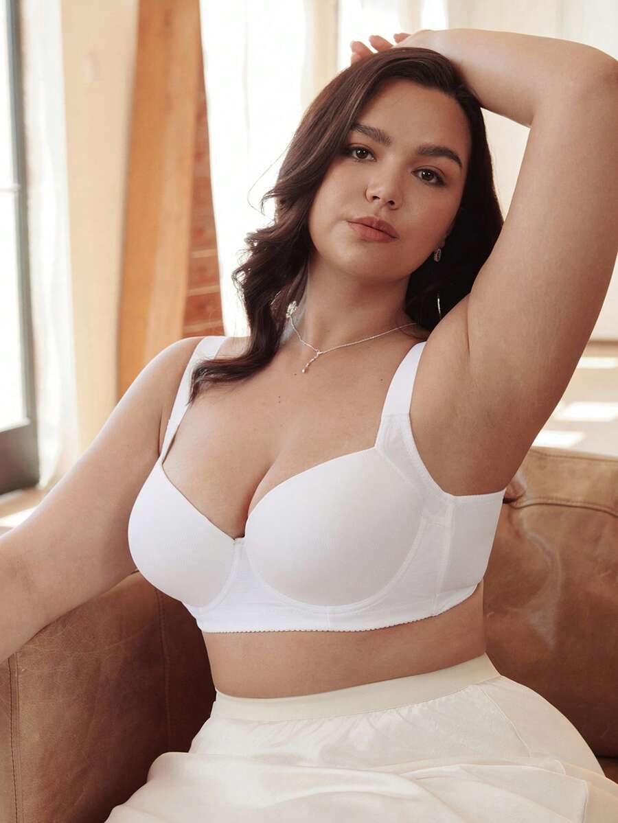 Slumbrini Plus Size Women's White Seamless Underwire Bra, Simple & Breathable, Lift & Support - White - View 1
