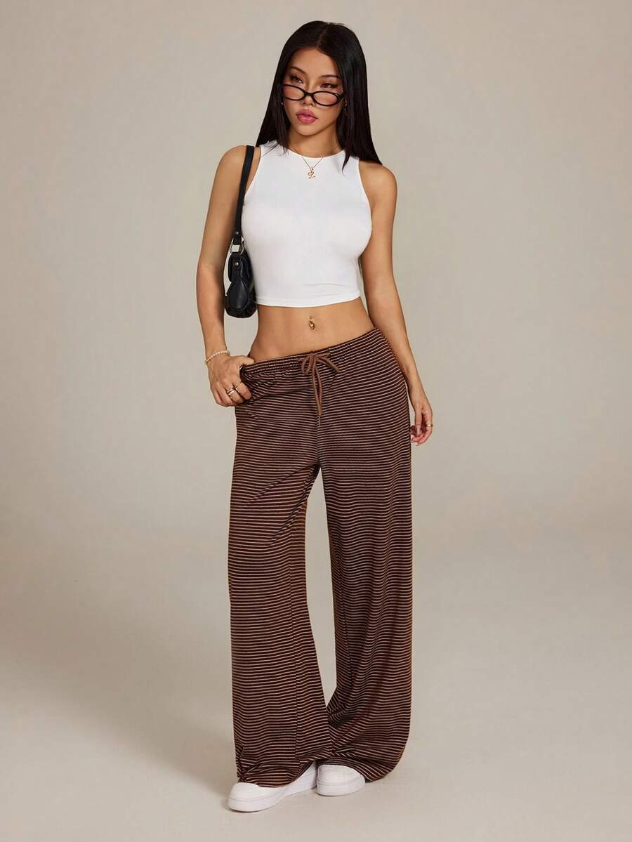 SHEIN PETITE 女款棕色條紋夏季休閒抽繩睡褲,時尚優雅睡褲下裝,適合約會、派對、海灘、通勤,秋冬、聖誕與新年,小個女款 - 棕色 - 查看 1