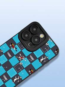 LOONEY TUNES X SHEIN 1件 Looney Tunes 足球棋盤格手機殼，配黑色相機防撞邊框，全機身 Looney Tunes 足球隊棋盤格圖案與經典 "LOONEY TUNES" Logo。全包覆防震保護，適合卡通愛好者與 Looney Tunes 粉絲的完美禮物。相容 iPhone 與 Galaxy 手機殼，手機配件，快速出貨。 - 黑色 - 查看 7