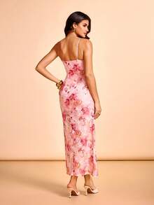 Glamance Đầm bodycon xẻ cao dây quai mảnh vải jacquard họa tiết hoa - Hồng - Xem 2