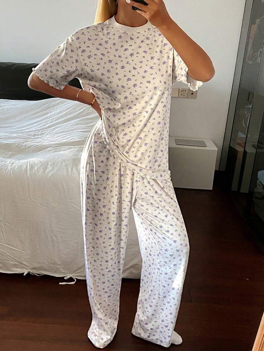 DAZY 2件套女士甜美碎花宽松短袖T恤和直筒长裤睡衣套装,夏季 - 紫色 - 查看 1