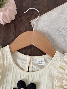 SHEIN Baby Girls' Light Green Ruffle Bow Vest Top Paired With Apricot Casual Shorts, Cute Outfit For Daily, Vacation, Commute - Black and White - View 3