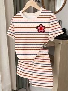 Dopamine Colorful Wide Stripe, Vintage Sweet Floral Embroidery Pattern Print, Young Girl Casual Minimalist Comfortable Soft Loose Round Neck Short Sleeve T-Shirt And Casual Shorts 2 Pieces Suitable For Spring/Summer Daily, Home, Outing, Holiday, Easter - Multicolor - View 3