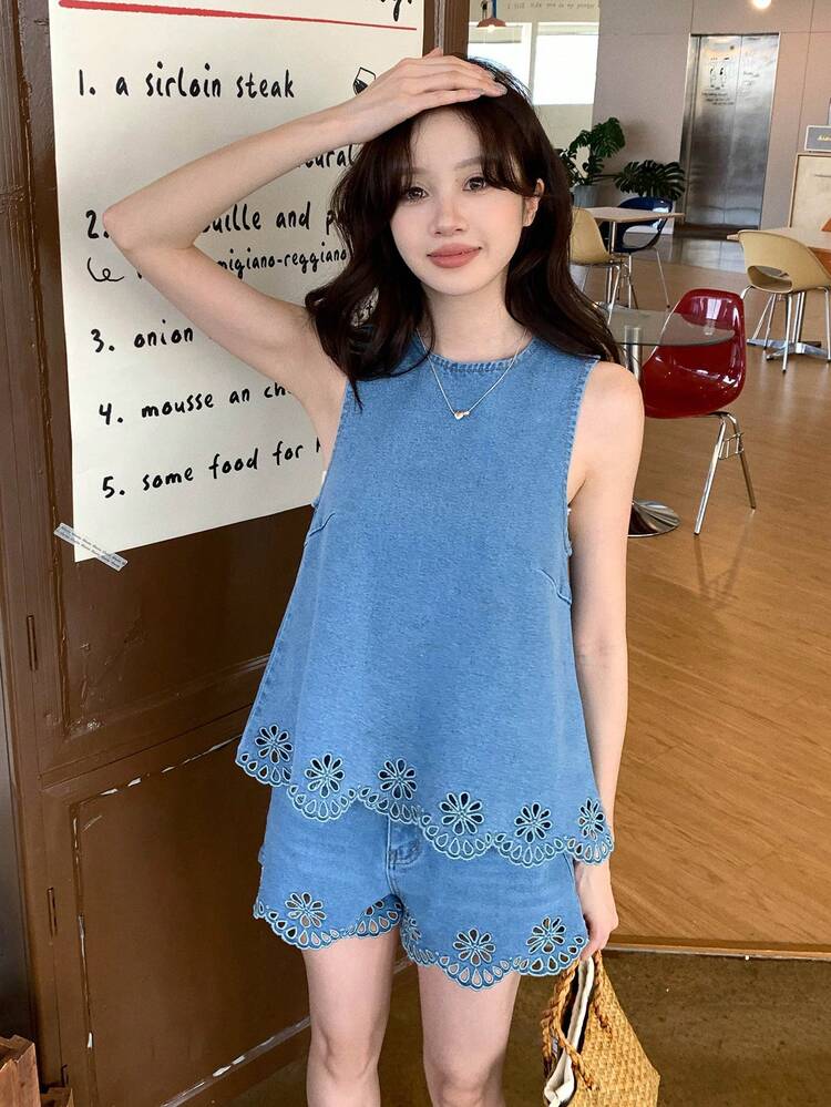 Women's Casual Round Neck Sleeveless Shirt And Shorts 2 Pieces Denim Suit