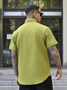 Devon Thys 男士前排扣弧形下擺襯衫 - 橄欖綠 - 查看 6