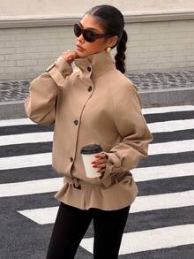 Muchica Áo khoác dáng dài thời trang màu kaki cổ cao, tay raglan, cài cúc phía trước. - Màu Khaki - Xem 4