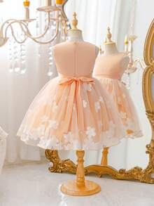 SHEIN Glamorique Kids 女童公主裙，花童礼服，生日派对，婚礼，节日，缎面面料，无袖，多层网纱裙摆，后背蝴蝶结系带 - 橘色 - 查看 2