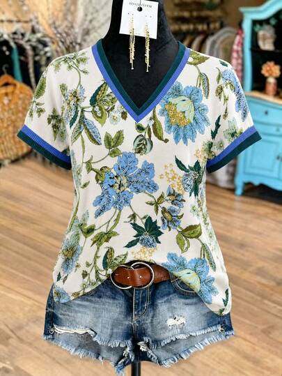 SHEIN Vintage Floral Print V Neck Short Sleeve Contrast Trim Casual Slim Fit Women Summer Tee Tops