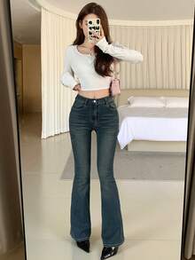Joudiya Solid Flare Leg Jeans - Dark Wash - View 6