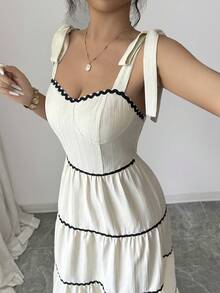 SHEIN Raffinéa 女士春夏露背吊带时尚休闲度假优雅A字连衣裙，同色系系带亮片连衣裙，外套连衣裙，夏季连衣裙，度假休闲连衣裙，优雅连衣裙，蜜桃色连衣裙 - 杏色 - 查看 4