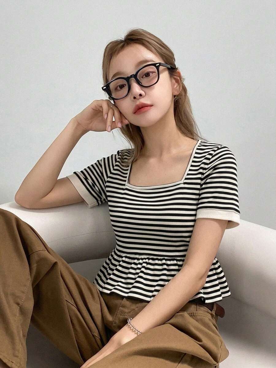 DAZY 女款方領休閒韓風條紋短袖T恤 夏季 - 黑與白 - 查看 1