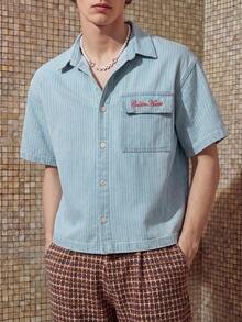 Manfinity Áo sơ mi denim ngắn tay màu xanh dương kẻ sọc thêu, phong cách đường phố thường ngày dành cho nam giới. - Rửa nhẹ - Xem 5