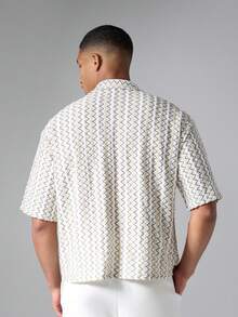 SUMWON Camisa de manga corta con botones, de corte recto y estampado de zigzag, cuello de campamento de verano - Caqui - Ver 2