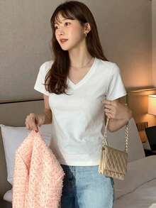 DAZY Women's Crew Neck Solid Color Basic White Short Sleeve T-Shirt, Spring/Summer - White - View 4