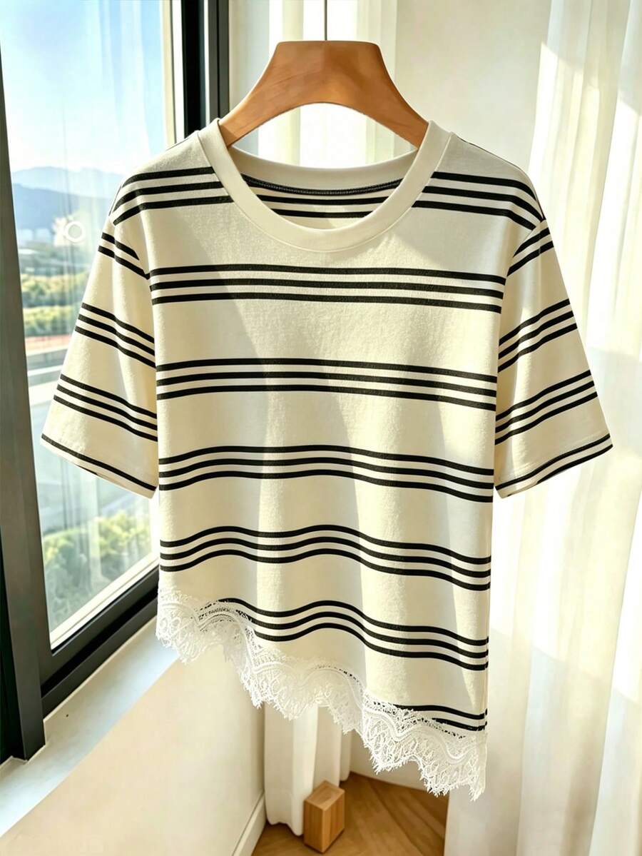 GlowEve CURVE Plus Size Women Round Neck Black And White Lace Patchwork Casual Elegant Versatile Daily Brunch T-Shirt Summer - Multicolor - View 1