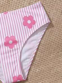 SHEIN Set Baju Renang Kasual Motif Bunga dan Garis untuk Liburan Pantai bagi Anak Perempuan Remaja. - Berwarna merah muda - View 3
