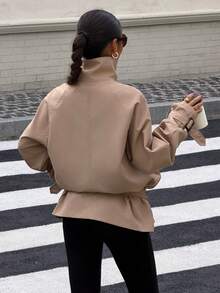 Muchica Áo khoác dáng dài thời trang màu kaki cổ cao, tay raglan, cài cúc phía trước. - Màu Khaki - Xem 2