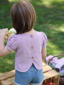 SHEIN LMoss Kids 這件女嬰連身式可愛百搭休閒碎花印花領口襯衫配鏤空背部設計，非常適合日常穿著。舒適、休閒且時尚，適用於秋冬、生日派對、派對、表演、婚禮、洗禮、學校典禮、室內外活動、日常生活、運動、玩耍、派對、拍照、度假和節日。也適合春夏穿著。 - 淡紫色 - 查看 8
