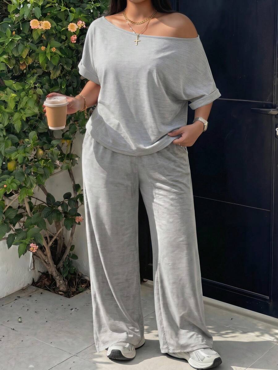 GalTyme Damen-Set in Große Größen, 2-teilig, einfarbig grau, mit asymmetrischem Ausschnitt, Fledermausärmeln, lockerem T-Shirt und weiten Hosen, smart-casual Loungewear-Sommer-Alltagsset - Hellgrau - View 1