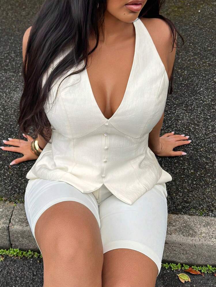 Dazy Plus Spring & Summer Backless Spaghetti Strap White Camisole Top, Strap Design, Business Casual Commute Style, Minimalist, Suitable For Music Festival, Valentine's Day, Wedding, Vacation, Fitted Plus Size