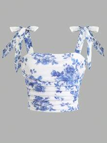 SHEIN 少女儿童休闲可爱碎花褶皱蝴蝶结装饰吊带背心，娃娃衫，春夏装，沙滩装，通勤装，优雅，度假装，海滩装，波西米亚风，夏威夷风情，音乐节装，蓝白上衣 - 藍白色 - 查看 1