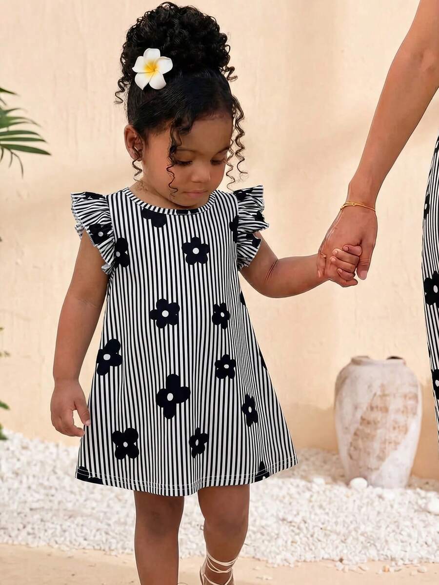 SHEIN Babygirl Cute Knitted Black & White Striped Floral Pattern Cap Sleeve Dress - Black and White - View 1