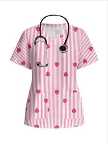 PopScrub 休闲条纹草莓印花护士服上衣，适合度假、毕业季、夏季和日常通勤。 - 彩色 - 查看 1