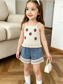 SHEIN Vintaside Kids 2pcs/Set Young Girls Strawberry Decor Tassel Hem Jacquard Vest Top & Denim Shorts,Summer Matching Outfits For Family Vacation Festival Retro Clothes - Multicolor - View 4
