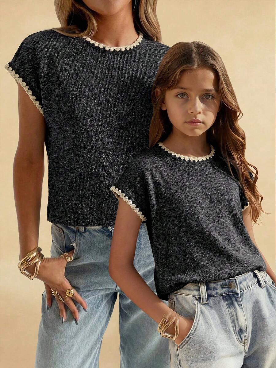 Travachic KIDS Tween Girls' Casual Vacation Versatile Black Floral Trim T-Shirt - Black - View 1