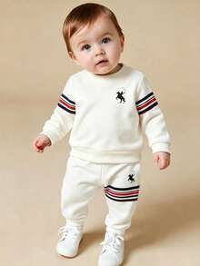 SHEIN Playful Pals 两件套男婴休闲时尚卫衣套装。可爱条纹小熊图案，舒适圆领长袖卫衣搭配运动裤，适合秋冬春季穿着。宽松舒适，是秋冬季的理想之选，时尚休闲，适合返校、聚会、户外野餐、街头摄影、校园、节日等场合，也是馈赠佳品。 - 彩色 - 查看 1