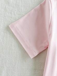 SHEIN Vintaside Kids 2件組女嬰鄉村風草莓刺繡圓領短袖T恤與條紋草莓印花長褲套裝，適合日常穿著、外出與度假，夏季 - 粉色 - 查看 7