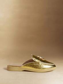 Rosivie Women's Fashion Casual Slip-On Loafers With Golden Lock Design - Gold - View 4