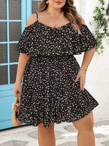 SHEIN CURVE+ 适合大码身材（美国尺码22）的音乐节、海滨度假、波西米亚风女式碎花露肩荷叶边连衣裙、沙滩裙、波西米亚风假日装扮，适合大码身材的夏季服装 - 黑色 - 查看 4