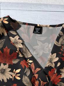 SHEIN VCAY Áo kiểu nữ phong cách cổ điển thường ngày | Áo sơ mi dáng rộng tay bồng cổ chữ V cài cúc, họa tiết hoa lá phong mùa thu màu đen, phối ren. - Nhiều màu - Xem 3