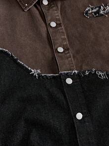 AXEPEAK Camisa de manga corta con parches, contraste de colores, lavado, deshilachado y bordado - Marrón - Ver 5
