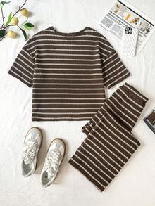 SHEIN 青少年女孩字母印花條紋短袖T恤與長褲休閒套裝 - 咖啡棕 - 查看 6