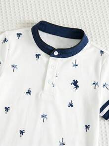SHEIN Conjunto de 2 piezas para niños pequeños, camisa polo de manga corta con estampado tropical de cuello blanco y pantalones cortos azul marino, casual, cómodo, versátil, adecuado para uso diario, viajes, al aire libre, vacaciones, playa, primavera/verano - Multicolor - Ver 8
