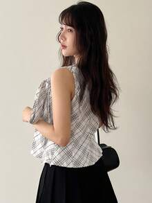 DAZY Áo vest mỏng nữ mùa hè kiểu dáng công sở, họa tiết kẻ caro thắt nút. - trắng - Xem 8