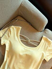Franclia Hollow Out Backless Padded Solid Color Short Sleeve T-Shirt, Summer - Yellow - View 5