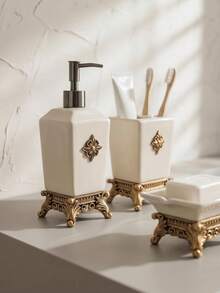 Cirelle Bình đựng sữa dưỡng thể bằng gốm sứ men trắng kem kiểu cổ điển châu Âu, có thể dùng làm giá đựng bàn chải đánh răng, khay đựng xà phòng, bình đựng xà phòng hình vuông sang trọng có thể tái sử dụng với họa tiết hoa nổi, bình đựng sữa dưỡng thể và dầu gội riêng biệt, thích hợp cho phòng tắm, khách sạn, gia đình, nhà bếp, đựng nước rửa tay, dầu gội, dầu xả, sữa tắm, xà phòng lỏng, sữa dưỡng thể, tinh dầu, quà tặng đám cưới, nhà cửa, ngày lễ. - Nhiều màu - Xem 6
