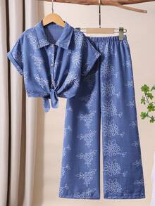 SHEIN 两件套少女牛仔蓝短袖衬衫和休闲裤套装，翻领纽扣上衣和配套长裤，适合日常穿着，春夏款 - 藍色 - 查看 1