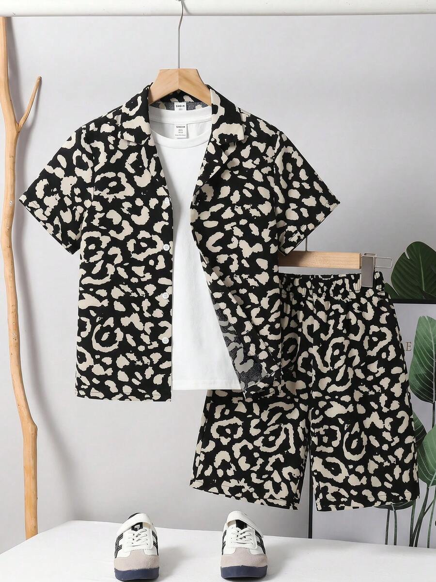 SHEIN 男童印花短袖衬衫和短裤休闲日常套装 - 黑與白 - 查看 1