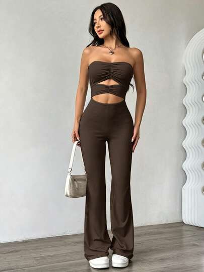 SHEIN Unity جمبسوت قصيرة بلون أحادي مفرغة بشكل جذاب من طراز Y2K