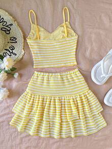 SHEIN 少女休闲舒适无袖海星装饰条纹背心和半身裙两件套，少女春夏针织提花纹理荷叶边吊带背心A字裙短裤两件套 - 黃色 - 查看 2
