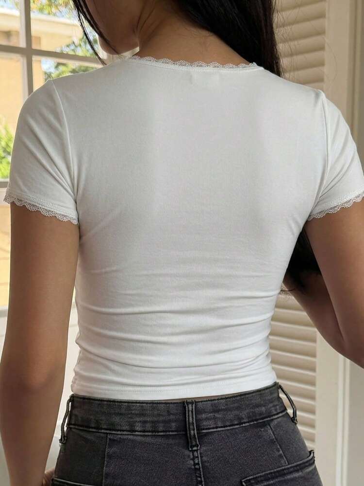 Women's Collared Short Sleeve Fitted Casual Pullover T-Shirt, Sexy And Streetwear Style
